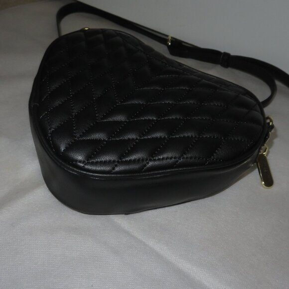 Karl Lagerfeld Paris Quilted Heart Kosette Leather Crossbody Bag Black - Picture 10 of 17